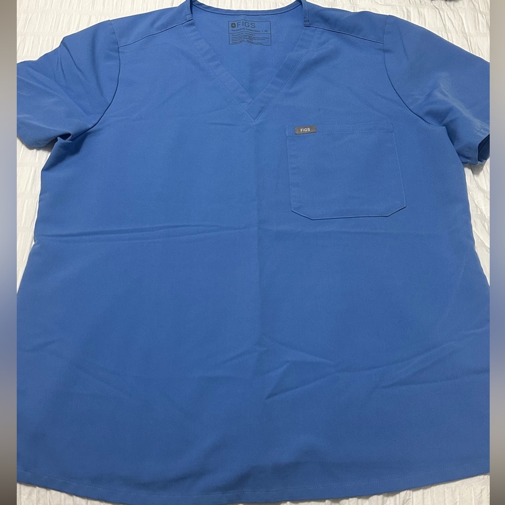 Figs Catarina One Pocket scrub top size XL ceil blue